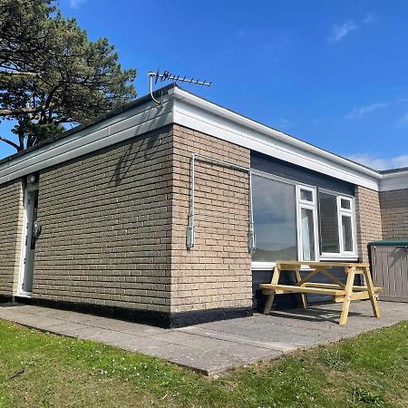 2 Bedroom Holiday Chalet Near Bude Kilkhampton Екстериор снимка