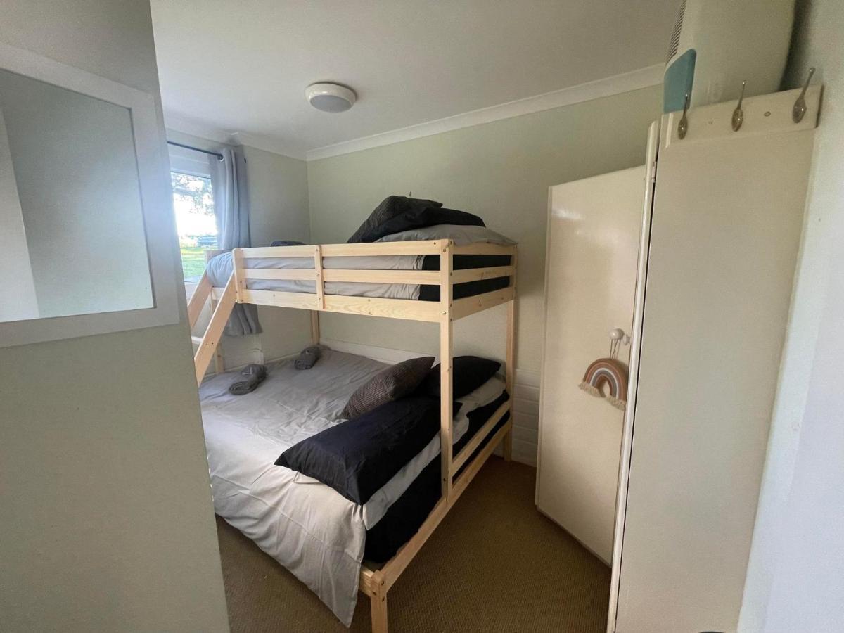 2 Bedroom Holiday Chalet Near Bude Kilkhampton Екстериор снимка