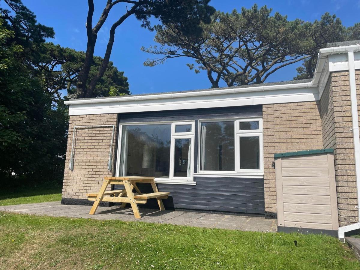 2 Bedroom Holiday Chalet Near Bude Kilkhampton Екстериор снимка